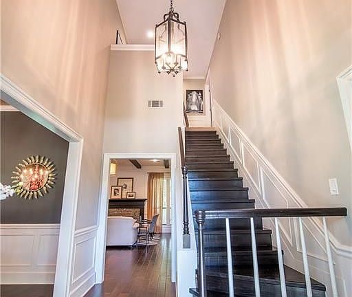 4th image of 4805 Villa Vera Dr