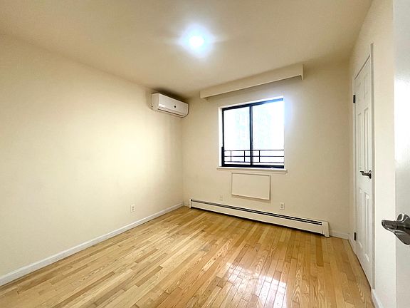 5th image of 12-01 26th Ave #3F