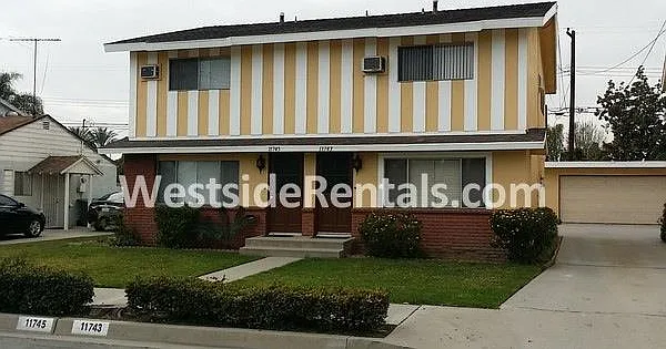 11741 Bellflower Blvd — Photo 1