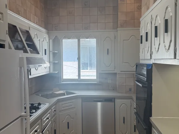(undisclosed Address), Brooklyn, NY 11214