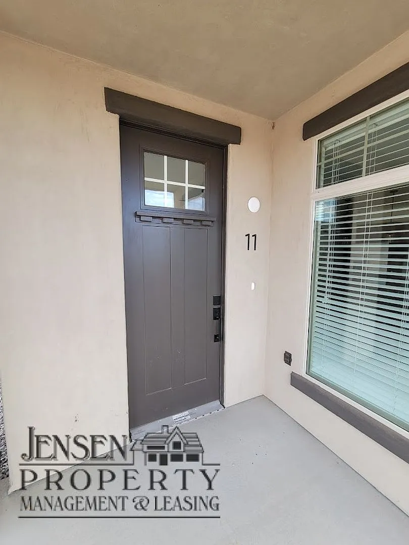 Newer Town Home in Ivins — Photo 2