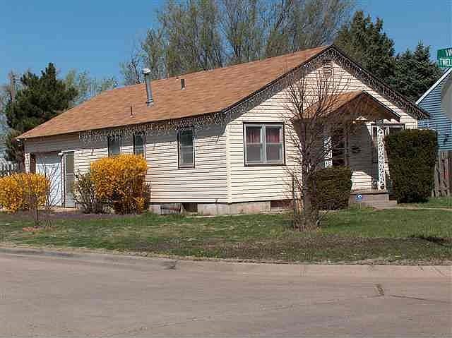 1st image of 801 12th Ave