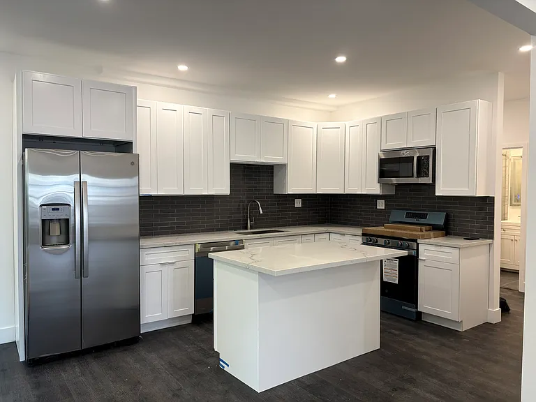 1708-1710 N Gramercy Pl #101 — Photo 7