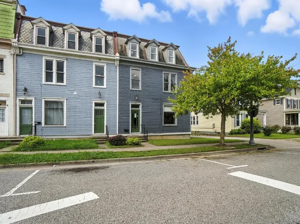 219 Vine St, Lawrenceburg, IN 47025