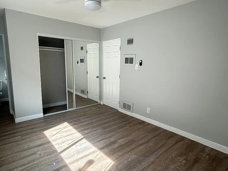 218 Chicago in Beautiful Huntington Beach! — Photo 23