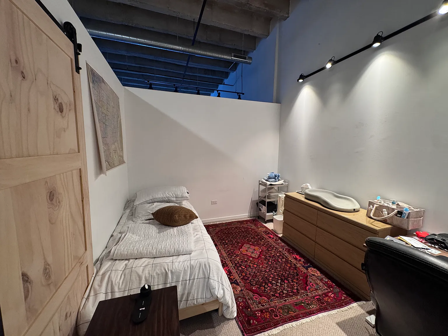 2 bed, 1200 sqft, $3,600 — Photo 3