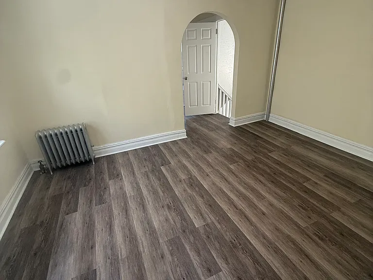 3302 Bronxwood Ave #2 — Photo 10