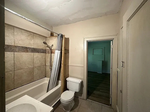 4 bed, 1404 sqft, $2,250 — Photo 3