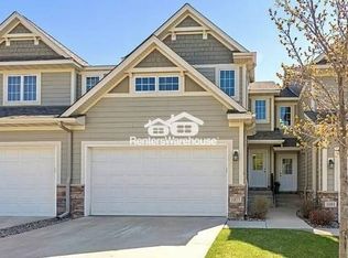 1077 Provence Ln, Waconia, MN 55387
