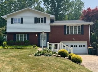 253 Clever Rd, Mc Kees Rocks, PA 15136