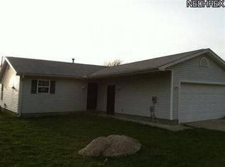 5411 Carlson Ln, Ashtabula, OH 44004