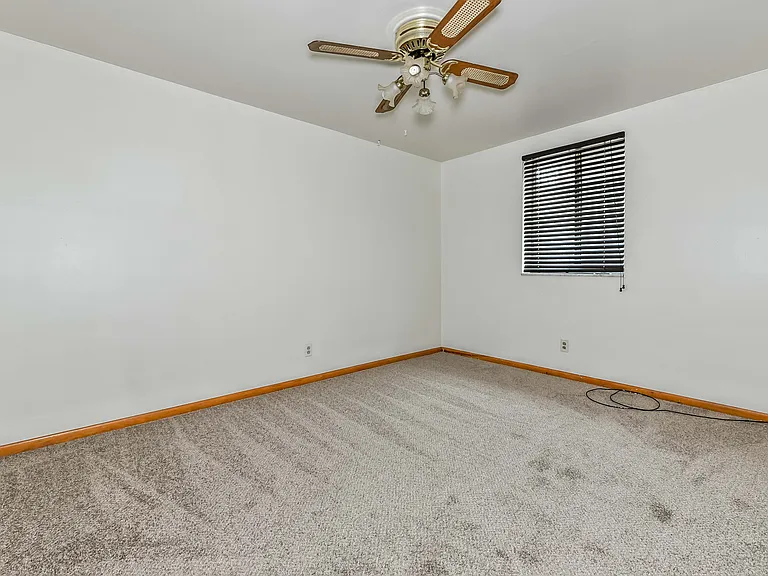 6705 Saltsburg Rd #302 — Photo 9