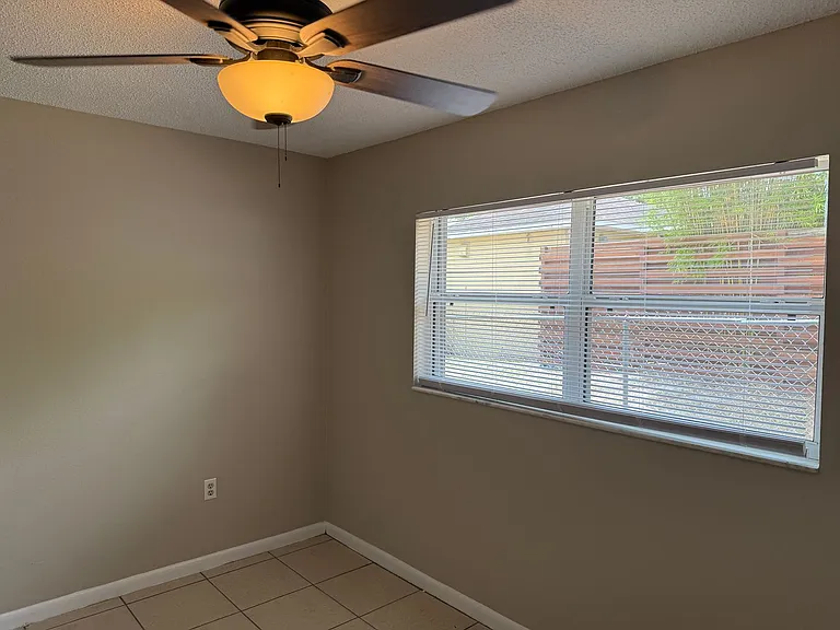824 S Lone Oak Dr — Photo 9