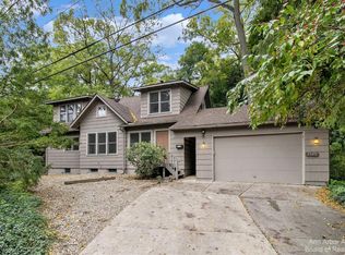 2405 Vinewood Blvd, Ann Arbor, MI
