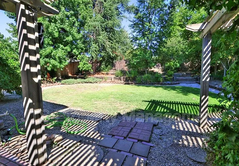 6830 Mellodora Dr — Photo 69