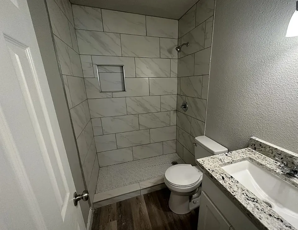 4 bed, 1242 sqft, $1,550 — Photo 2