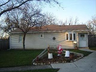 5th image of 536 Charles Ct