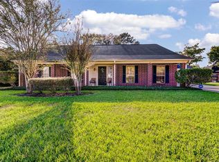 6445 Durango Dr, Beaumont, TX 77708