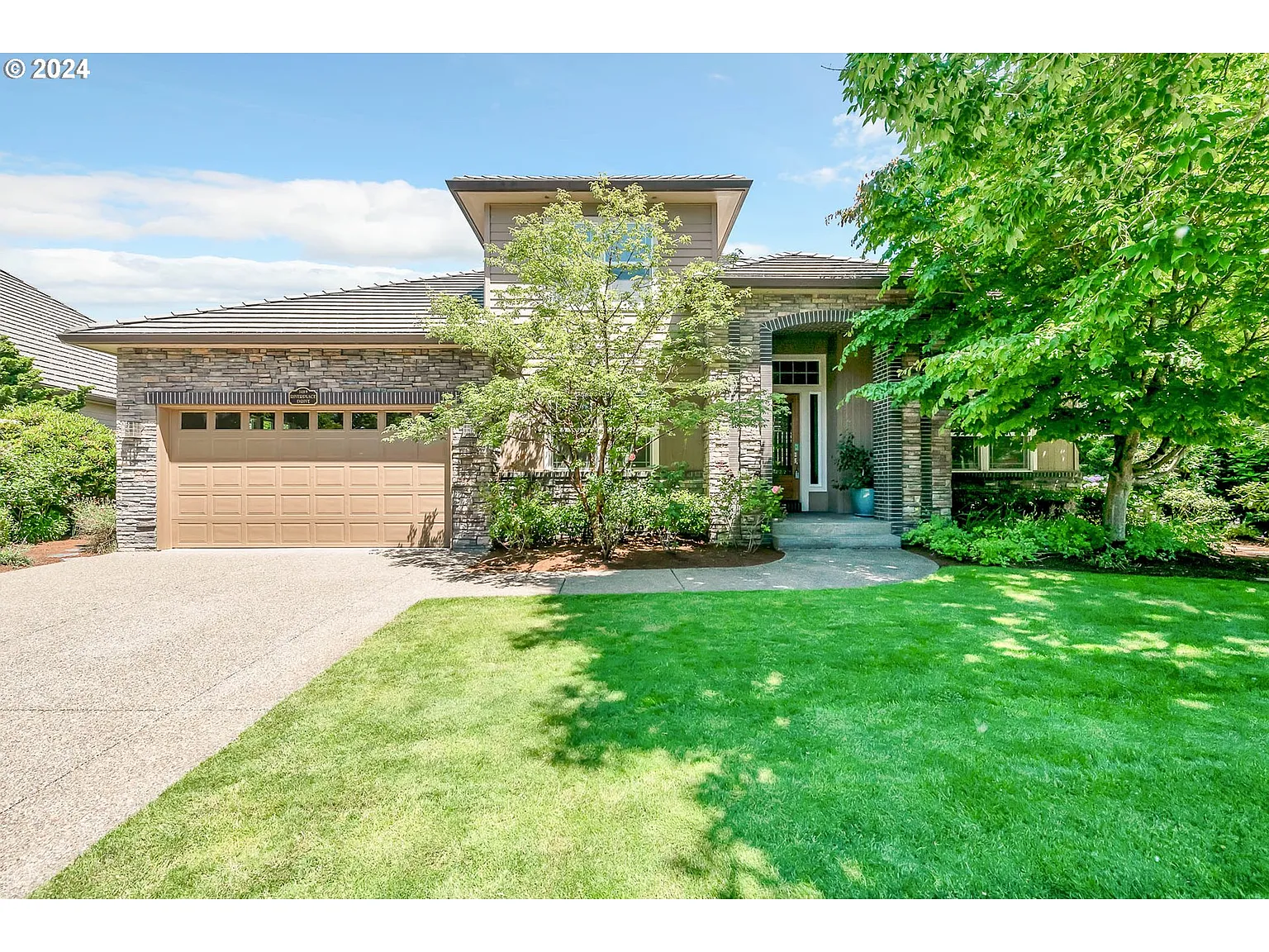 3489 Riverplace Dr photo 1