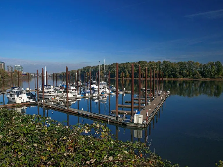 Boathouse — Photo 18