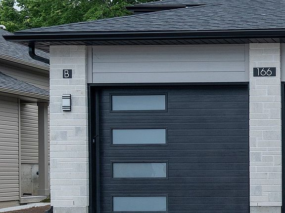 4th image of 166 Sienna Ave #B