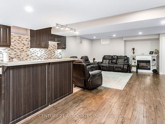 5th image of 998 Vickerman Way #Basement