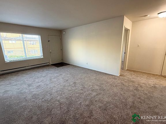 4th image of 1000 Grand Ave