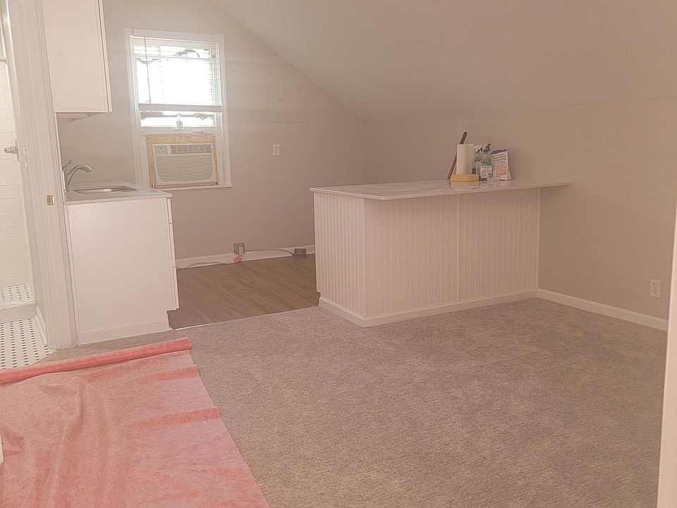 Living Room/Kitchen