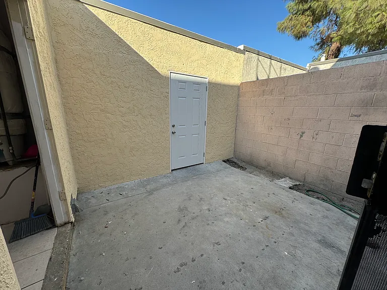 25180 5th St #213 — Photo 10