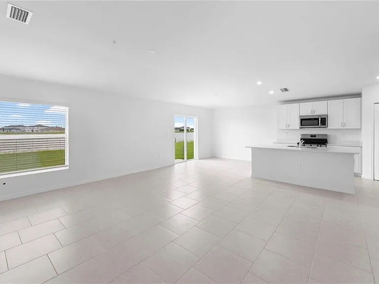 17244 Cantu Ct — Photo 4