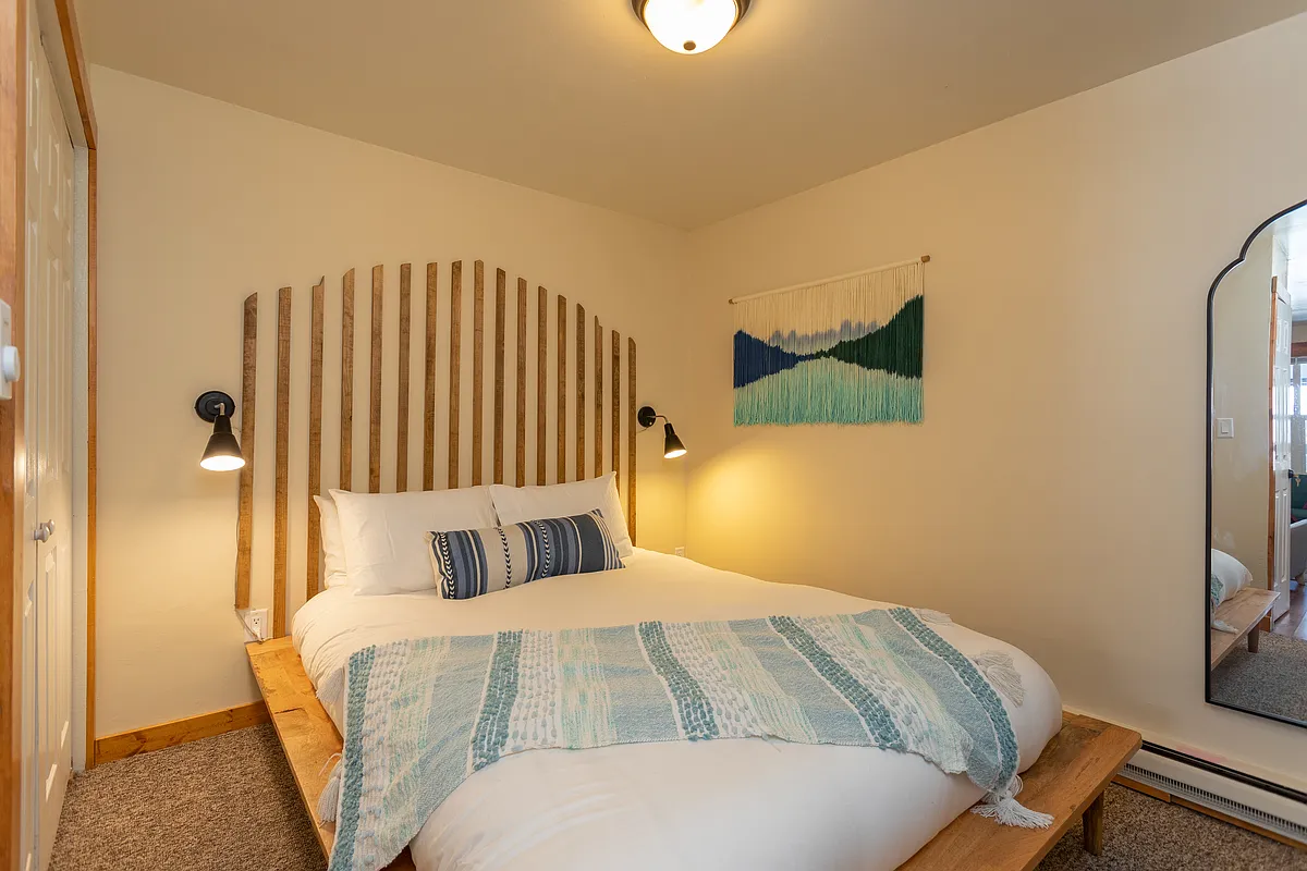 Building Photo - 396 Cove Blvd #32