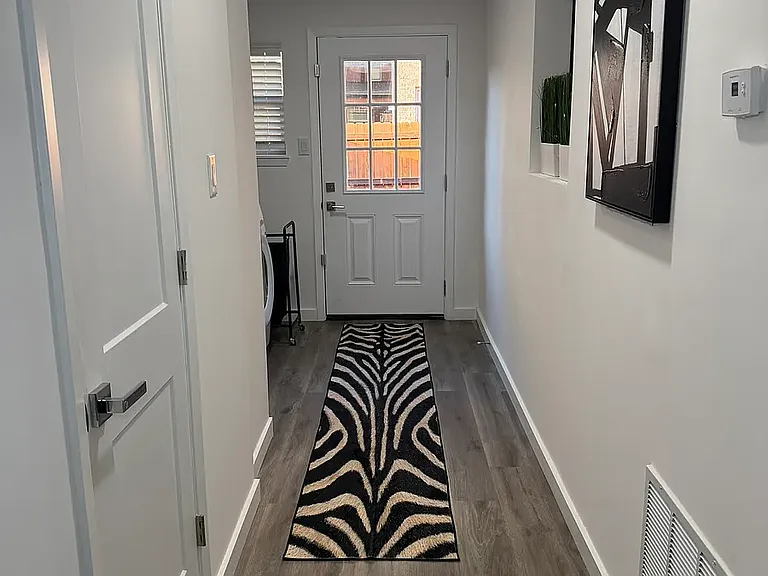 2718 Old Field Dr #302 — Photo 43