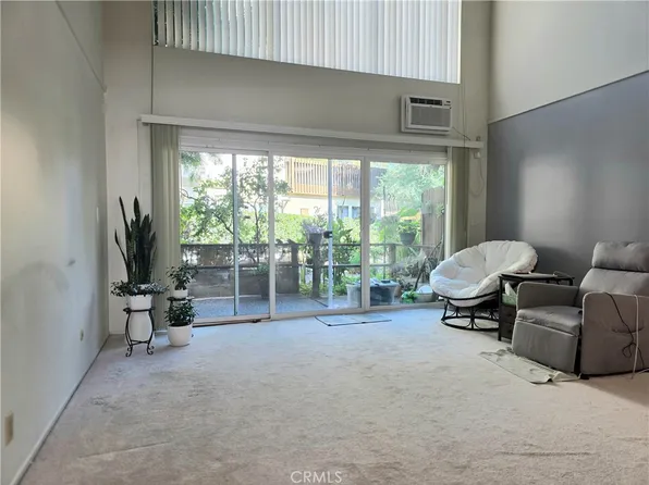 3050 S Bristol St Unit 8D, Santa Ana, CA 92704