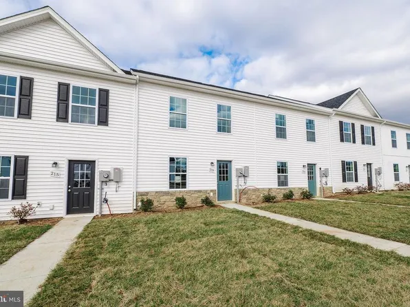 227 White Violet Way, Kearneysville, WV 25430