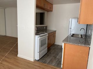 Agate Apartments, San Diego, CA 92109