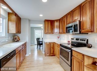 6502 Shipyard Pl, Falls Church, VA 22043