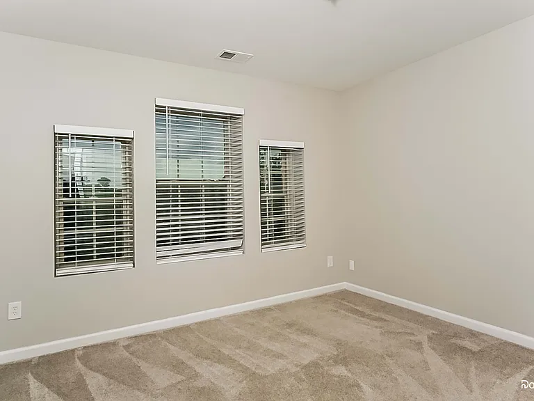 604 Cove Water Ln NW — Photo 12