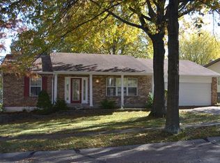 4610 Parrot Ct, Saint Louis, MO 63128