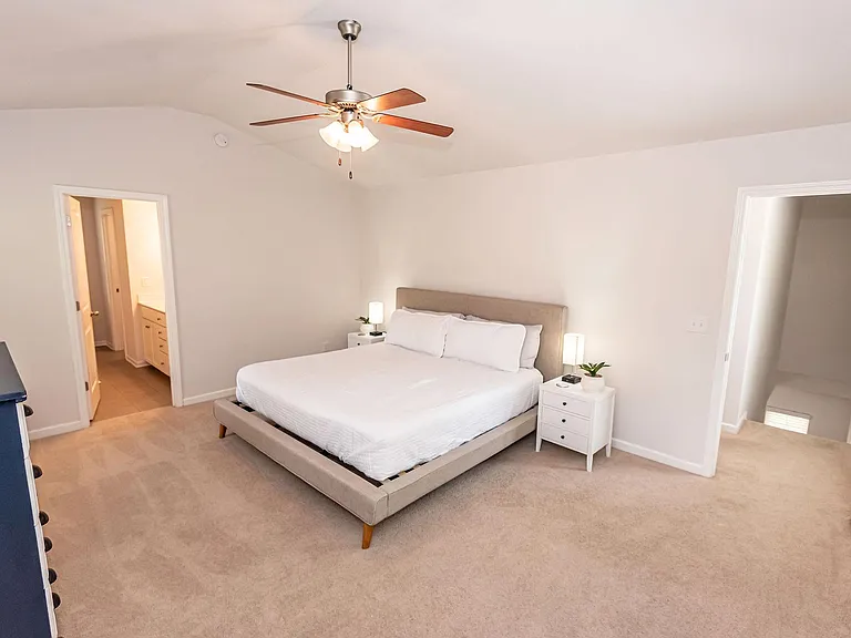 430 Carolyn Ln — Photo 28