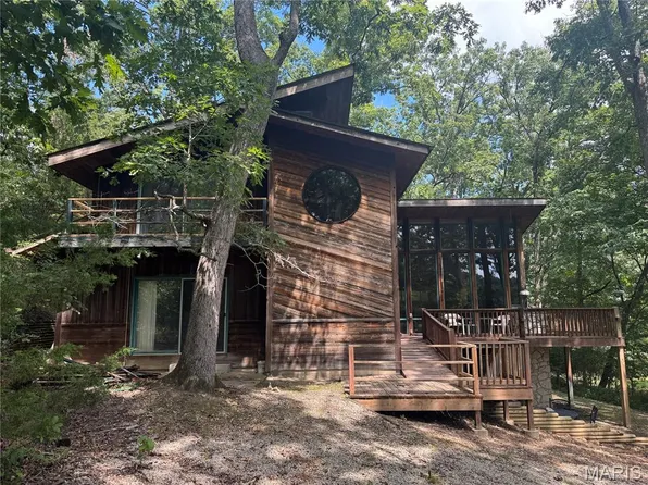 210 Foxboro Rd, Gerald, MO 63037