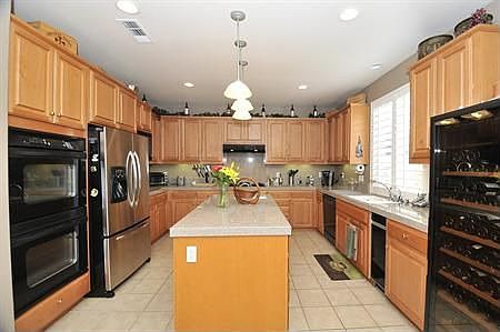 5th image of 2684 Gayley Pl