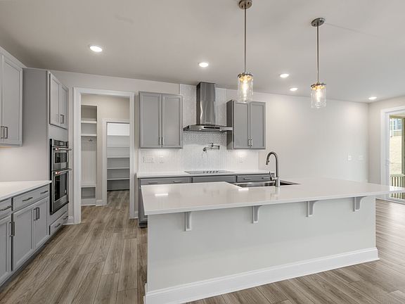 Voyageur floorplan - shown with gourmet kitchen