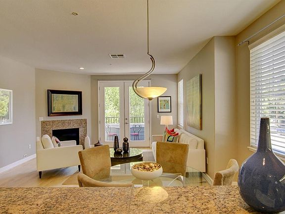 5th image of 848 Diablo Ave APT 1