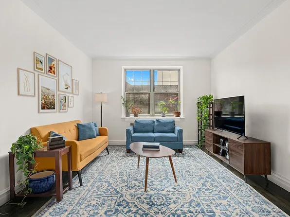 720 Fort Washington Ave APT 6D, New York, NY 10040