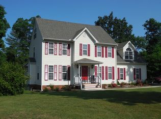 25 Glenmore Ln, Keswick, VA