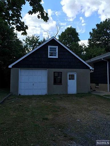 2nd image of 114 Spencer Ave