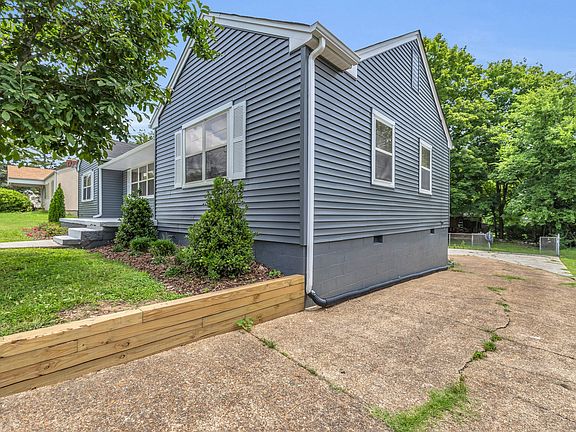 4th image of 702 Marlboro Ave
