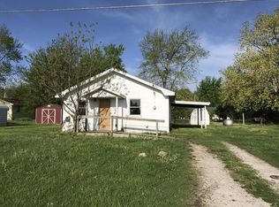 429 S Walnut St, Marshfield, MO 65706