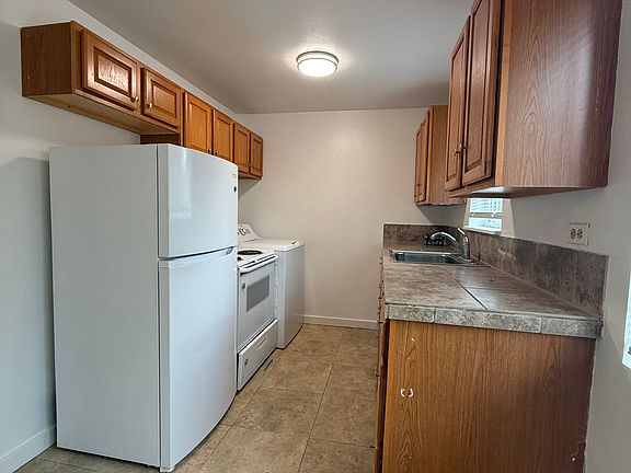 5th image of 1538 Houston Ave #1538