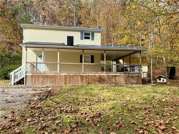 139 Valley Dr, Ripley, WV 25271